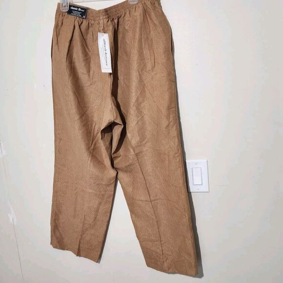 Alfred Dunner Dress Pants Size 16 Classic Fit Elastic Waist Brown Color - Picture 5 of 16